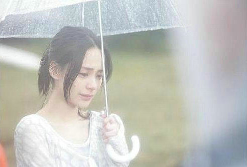 希望你记得我所有的温柔，忘记我的那些歇斯底里