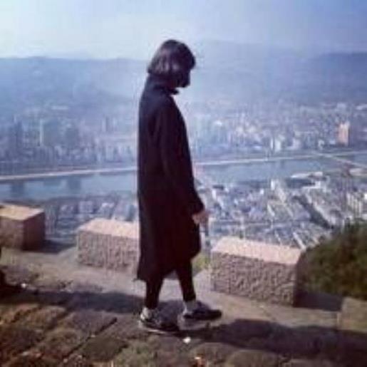 女孩秀恩爱的说说短句 情侣说说秀恩爱长句子