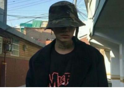 文案句子励志 当你困的时候，你闭上眼睛
