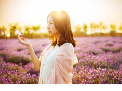 从那以后，他就一直一个人