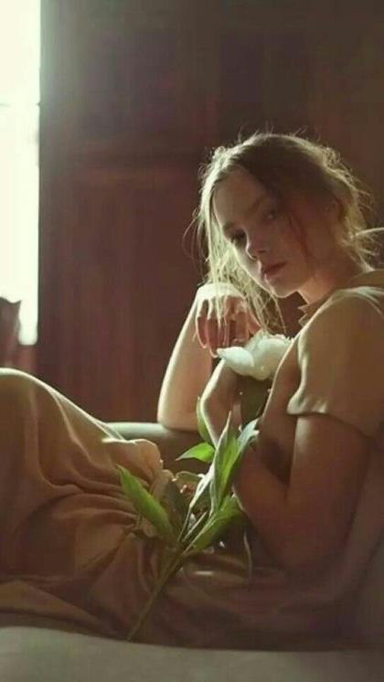 女人工作励志说说心情短语 适合睡觉前发的图片
